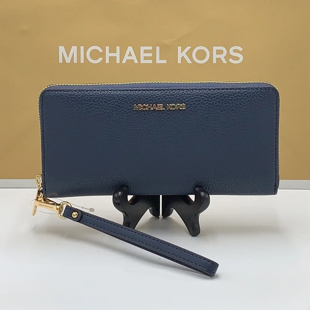MICHAEL KORS Large Travel Continental Leather WALLET WRISTLET NAVY COLOR